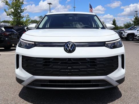 Certified 2025 Volkswagen Tiguan S image 2