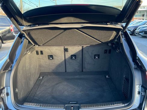 Used 2022 Porsche Macan image 9