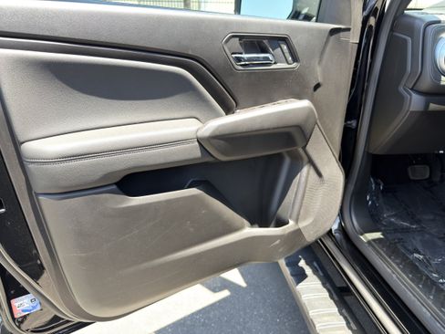 Used 2026 Chevrolet Colorado LT RWD image 25