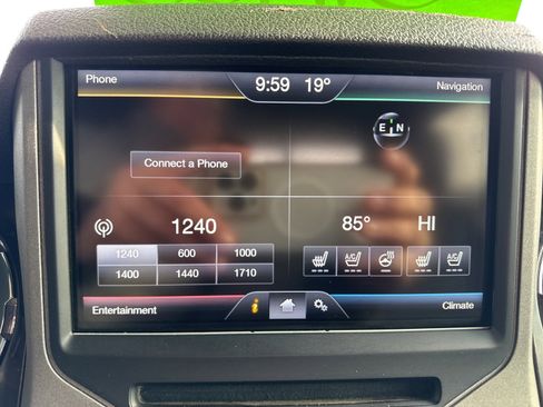 Used 2015 Ford F350 Platinum image 30