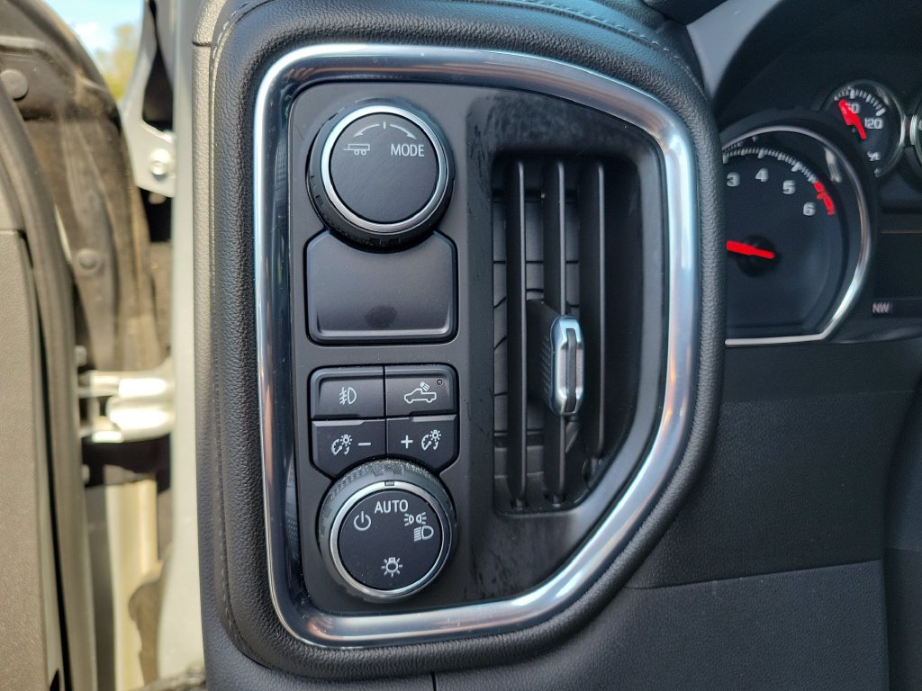 Used 2020 Chevrolet Silverado 1500 RST w/ All-Star Edition RWD image 26