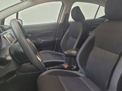 Used 2025 Nissan Versa SV w/ Trunk Package FWD image 17