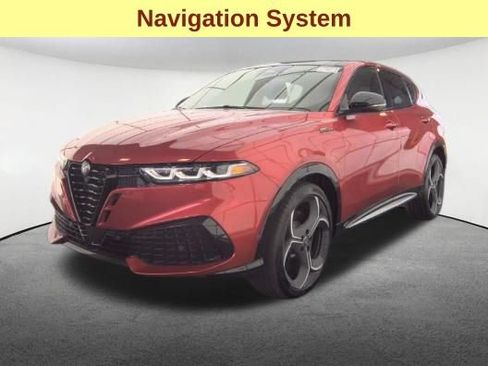 Used 2026 Alfa Romeo Tonale w/ Active Assist Package AWD/4WD image 4