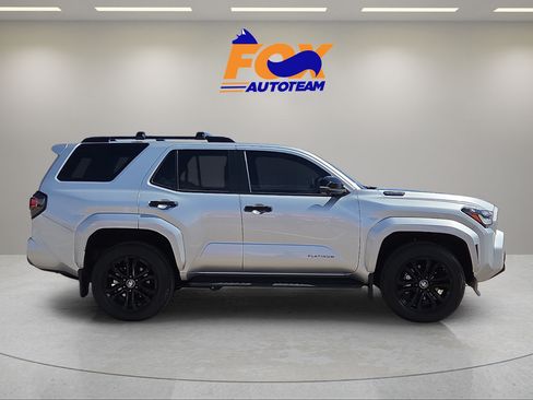 Used 2026 Toyota 4Runner Platinum AWD/4WD image 5