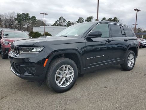 New 2026 Jeep Grand Cherokee Laredo X image 3
