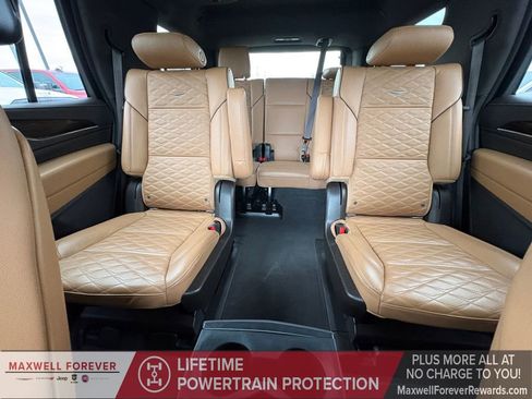 Used 2021 Cadillac Escalade Sport w/ Driver Assist Tech Package image 5