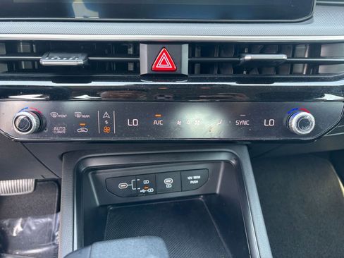 Used 2025 Kia K5 LXS image 23