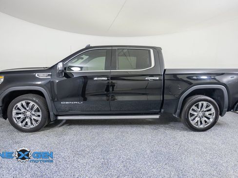 Used 2025 GMC Sierra 1500 Denali w/ Denali Reserve Package AWD/4WD image 4