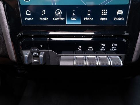 Used 2026 RAM 2500 Big Horn AWD/4WD image 21
