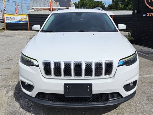 Used 2019 Jeep Cherokee Latitude Plus AWD/4WD image 2