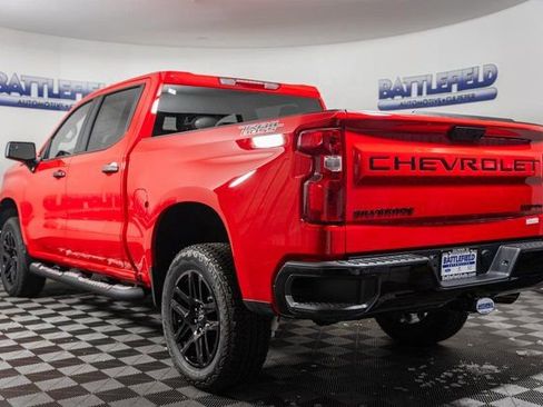 New 2026 Chevrolet Silverado 1500 Custom Trail Boss w/ Turbomax Blackout Package AWD/4WD image 4