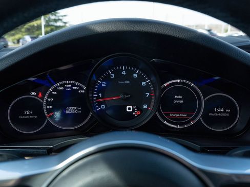 Used 2019 Porsche Cayenne image 25