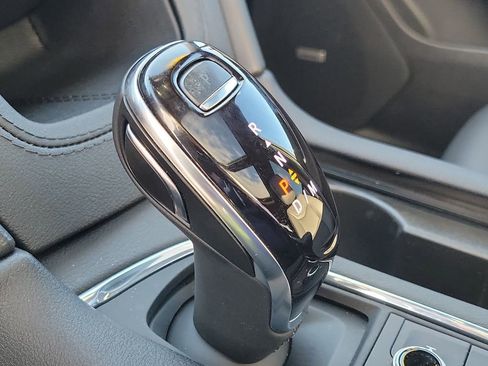 Certified 2024 Cadillac XT5 Premium Luxury w/ Technology Package image 33