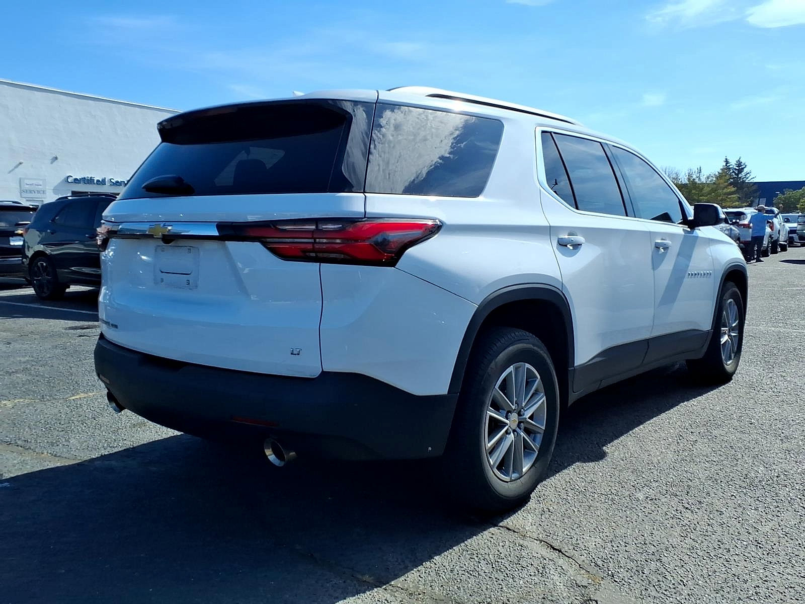 Certified 2023 Chevrolet Traverse LT w/ LPO, Floor Liner Package AWD/4WD image 5