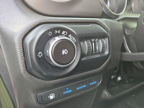 Used 2022 Jeep Wrangler Unlimited Rubicon 4xe w/ Cold Weather Group image 25