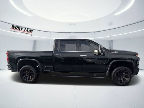 Used 2021 Chevrolet Silverado 2500 High Country w/ Z71 Off-Road Package AWD/4WD image 2
