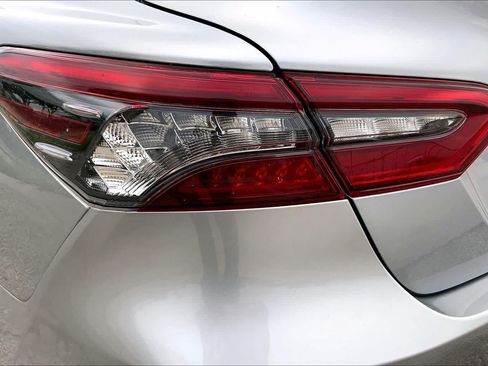 Used 2023 Toyota Camry XLE FWD image 28