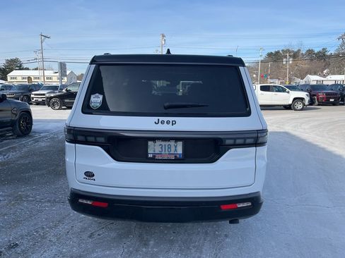 New 2026 Jeep Grand Wagoneer L Summit image 6