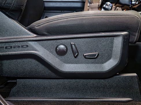 Used 2022 Ford F150 XLT w/ Equipment Group 302A High image 30