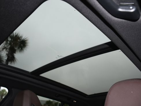 Used 2023 BMW X3 sDrive30i w/ Premium Package w/ZPA image 12