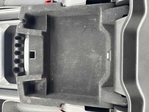 Used 2025 RAM 1500 Laramie image 30