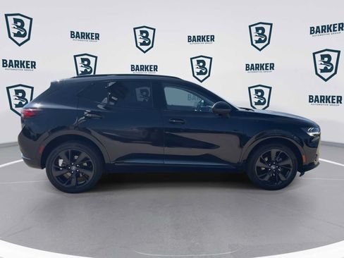 Used 2023 Buick Envision Essence w/ Sport Touring Package AWD/4WD image 10