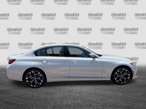 Used 2025 BMW 330i Sedan RWD image 11
