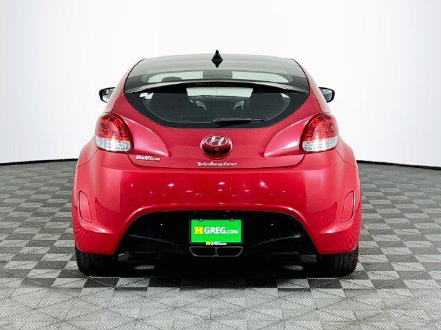 Used 2017 Hyundai Veloster Value Edition FWD image 7