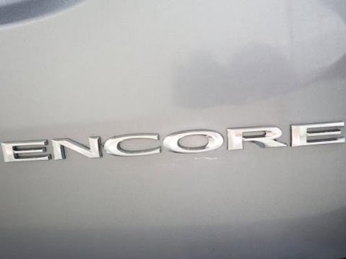Used 2020 Buick Encore Preferred w/ Safety Package image 21