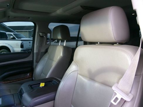 Used 2015 Chevrolet Tahoe LTZ image 14