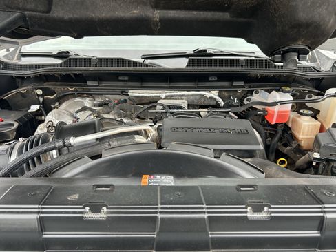 Used 2025 Chevrolet Silverado 2500 LT w/ Safety Package AWD/4WD image 30