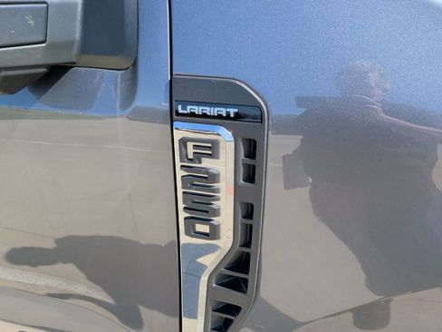 Used 2024 Ford F250 Lariat w/ Lariat Ultimate Package image 9