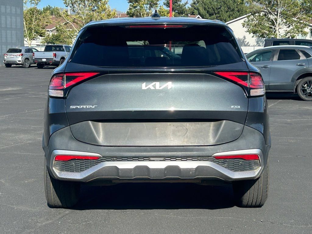 Used 2023 Kia Sportage LX AWD/4WD image 5