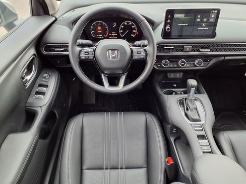New 2026 Honda HR-V EX-L image 3