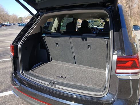 New 2026 Volkswagen Atlas SE image 21