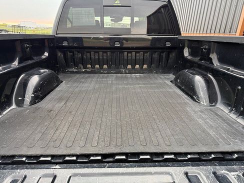 Used 2014 GMC Sierra 1500 Denali w/ Driver Alert Package AWD/4WD image 12