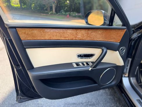 Used 2014 Bentley Flying Spur W12 AWD/4WD image 29