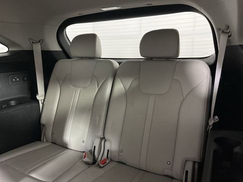 Certified 2025 Kia Sorento EX w/ Panoramic Sunroof Package FWD image 24