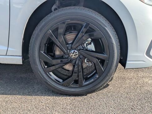 New 2026 Volkswagen Jetta SE image 11