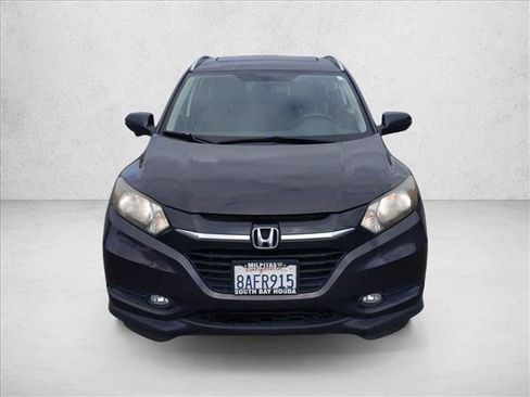 Used 2018 Honda HR-V EX-L image 2