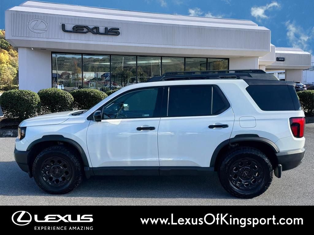 Used 2026 Honda Passport TrailSport Elite image 2