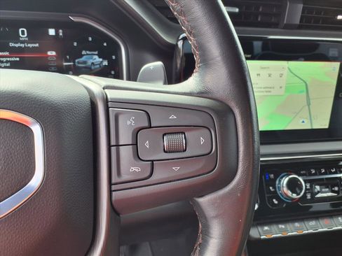 Certified 2022 GMC Sierra 1500 AT4X image 17