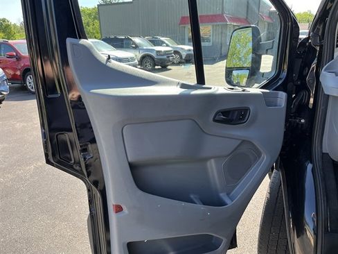 Used 2018 Ford Transit 350 XLT RWD image 14