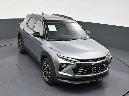 Used 2025 Chevrolet TrailBlazer RS FWD image 19