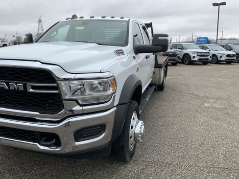 Used 2023 RAM 4500 Tradesman w/ Chrome Appearance Group AWD/4WD image 11