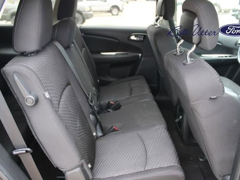 Used 2014 Dodge Journey SE w/ Flexible Seating Group FWD image 12