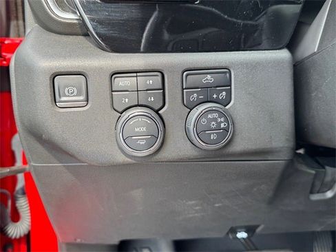 Used 2022 Chevrolet Silverado 1500 RST image 17