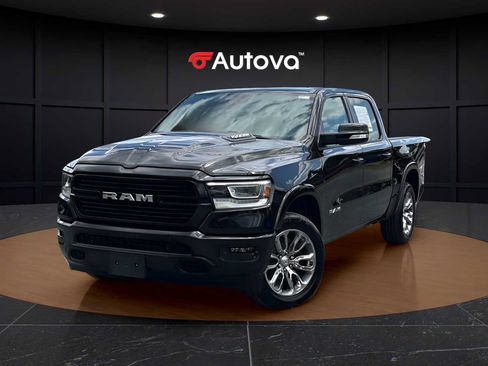 Used 2022 RAM 1500 Laramie AWD/4WD image 1