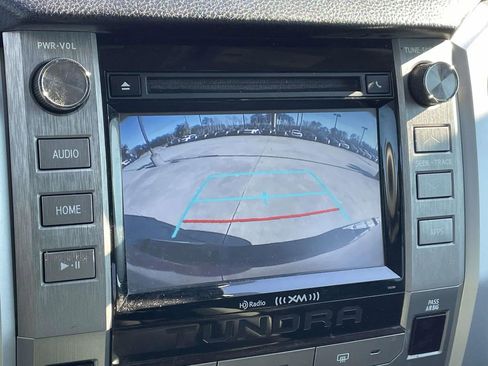 Used 2018 Toyota Tundra SR5 w/ SR5 Upgrade Package image 26