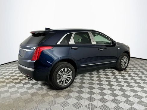 Used 2017 Cadillac XT5 Luxury w/ Driver Awareness Package FWD image 7